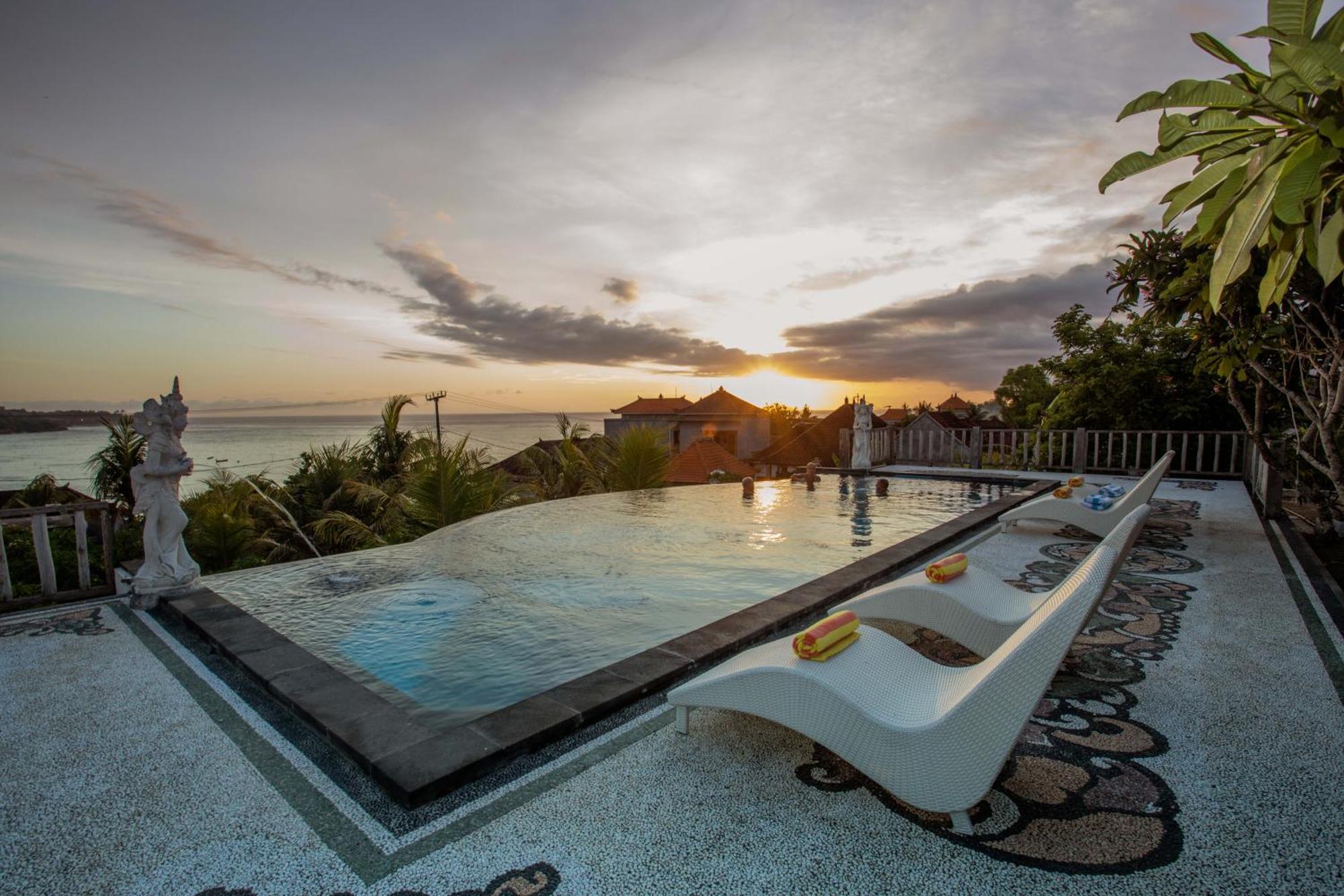 Tawe Ocean Blue Villa Lembongan Nusa Lembongan  Exterior photo