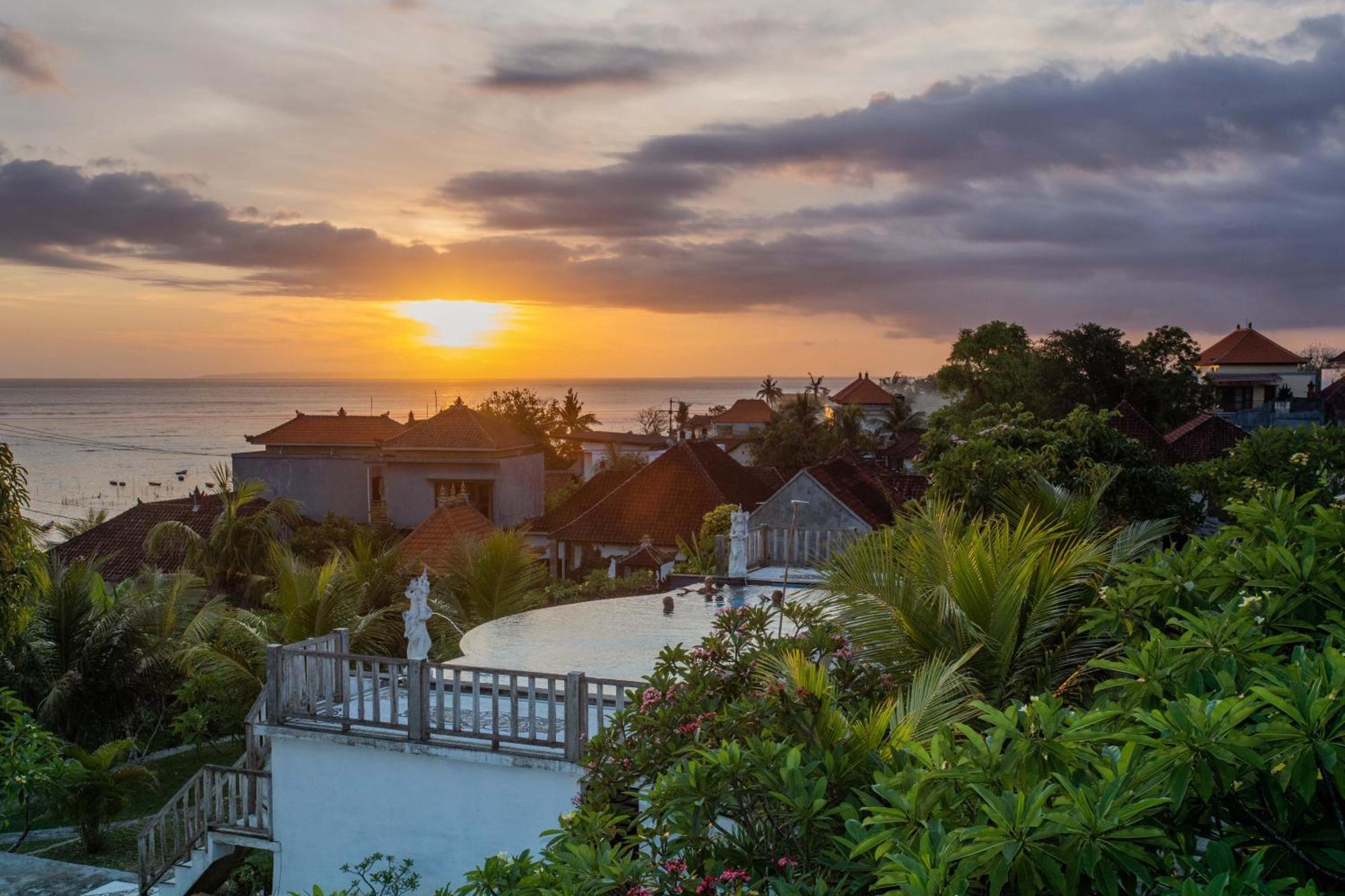 Tawe Ocean Blue Villa Lembongan Nusa Lembongan  Exterior photo
