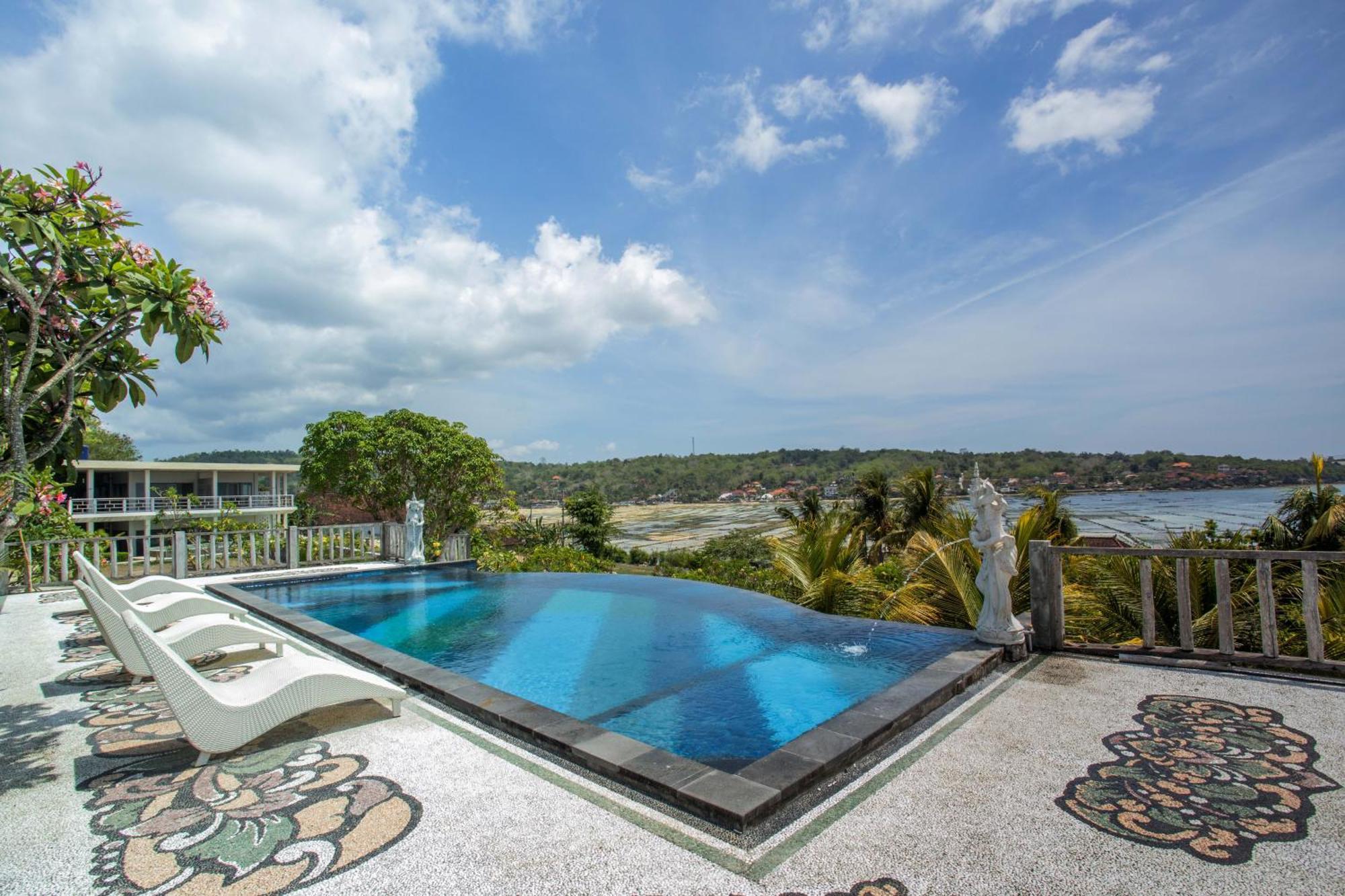 Tawe Ocean Blue Villa Lembongan Nusa Lembongan  Exterior photo