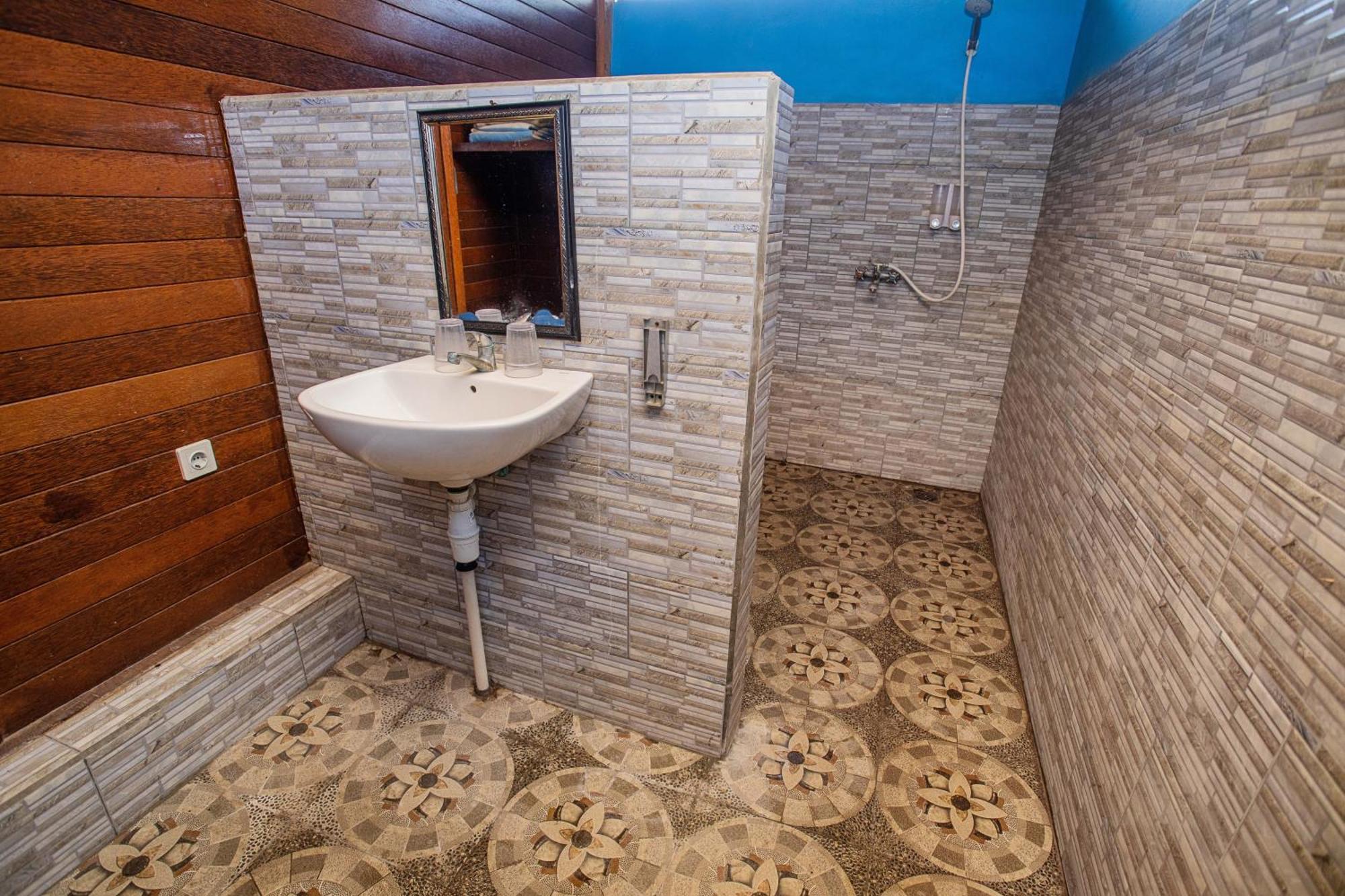 Tawe Ocean Blue Villa Lembongan Nusa Lembongan  Exterior photo